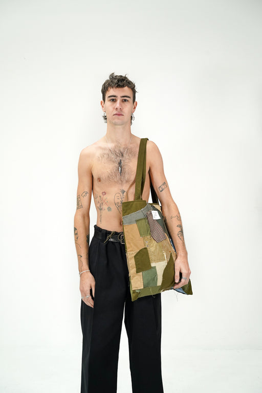 TOTE BAG UPCYCLING VÊTEMENTS MILITAIRE ZERO WASTE N°1